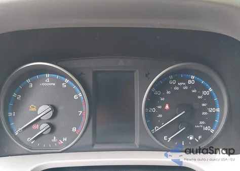 2018 Toyota Rav4 Xle z USA, uszkodzony, nr VIN 2T3RFREV2JW839921